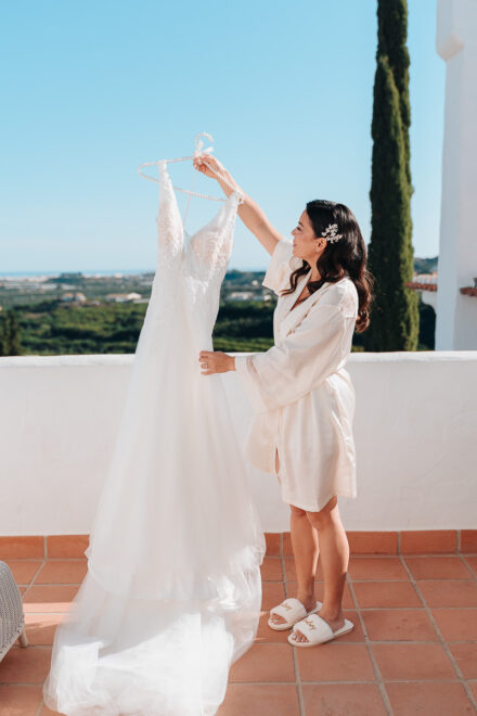 Fotógrafo de bodas naturales en Málaga capturando una destination wedding en Hotel Cortijo Bravo, Vélez