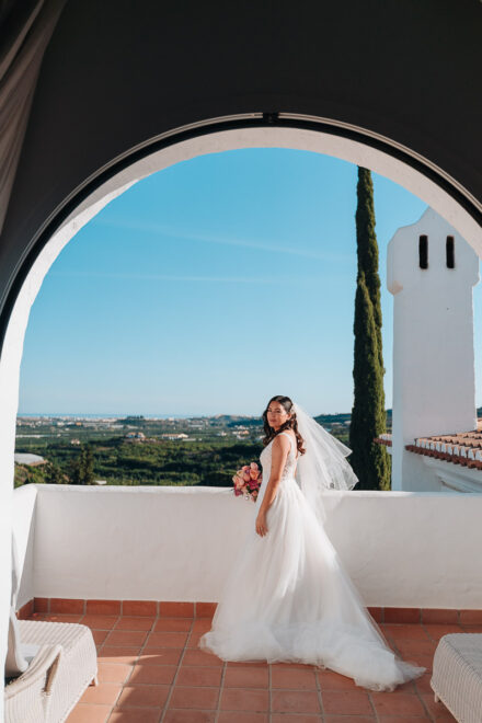 Fotógrafo de bodas naturales en Málaga capturando una destination wedding en Hotel Cortijo Bravo, Vélez