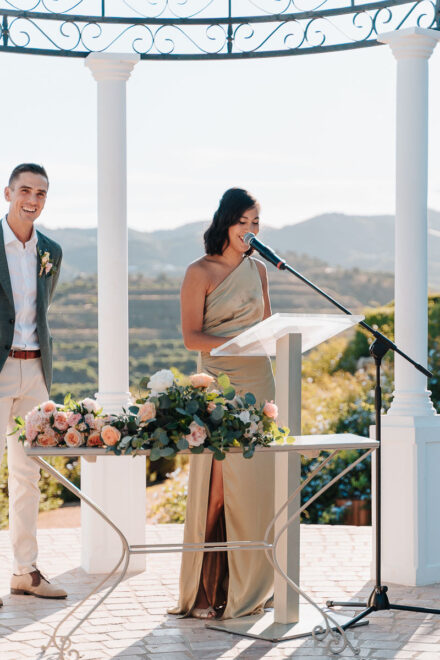 Fotógrafo de bodas naturales en Málaga capturando una destination wedding en Hotel Cortijo Bravo, Vélez