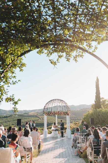 Fotógrafo de bodas naturales en Málaga capturando una destination wedding en Hotel Cortijo Bravo, Vélez