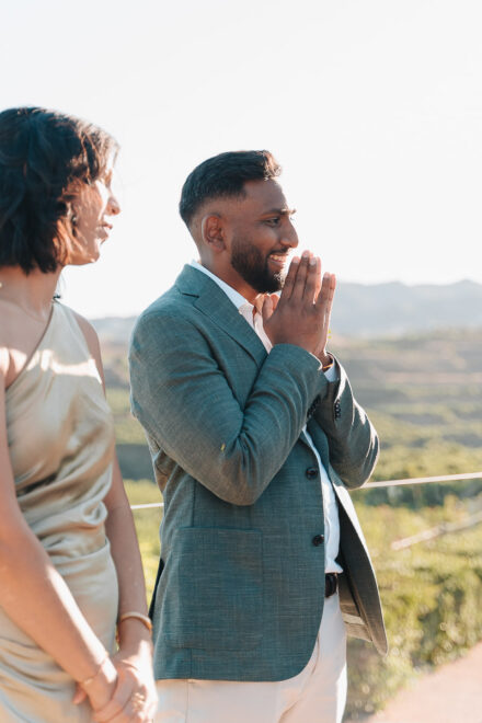 Fotógrafo de bodas naturales en Málaga capturando una destination wedding en Hotel Cortijo Bravo, Vélez