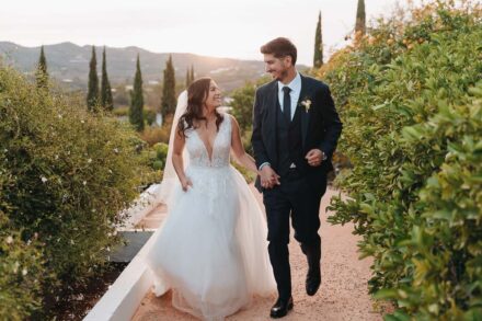 Fotógrafo de bodas naturales en Málaga capturando una destination wedding en Hotel Cortijo Bravo, Vélez