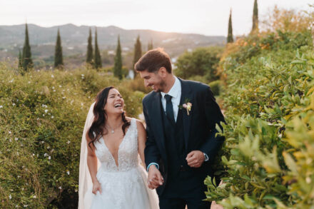 Fotógrafo de bodas naturales en Málaga capturando una destination wedding en Hotel Cortijo Bravo, Vélez