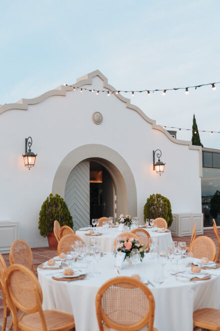 Fotógrafo de bodas naturales en Málaga capturando una destination wedding en Hotel Cortijo Bravo, Vélez