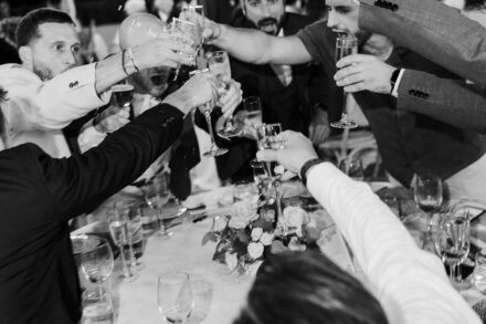 Fotógrafo de bodas naturales en Málaga capturando una destination wedding en Hotel Cortijo Bravo, Vélez