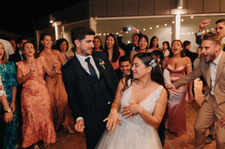 Fotógrafo de bodas naturales en Málaga capturando una destination wedding en Hotel Cortijo Bravo, Vélez