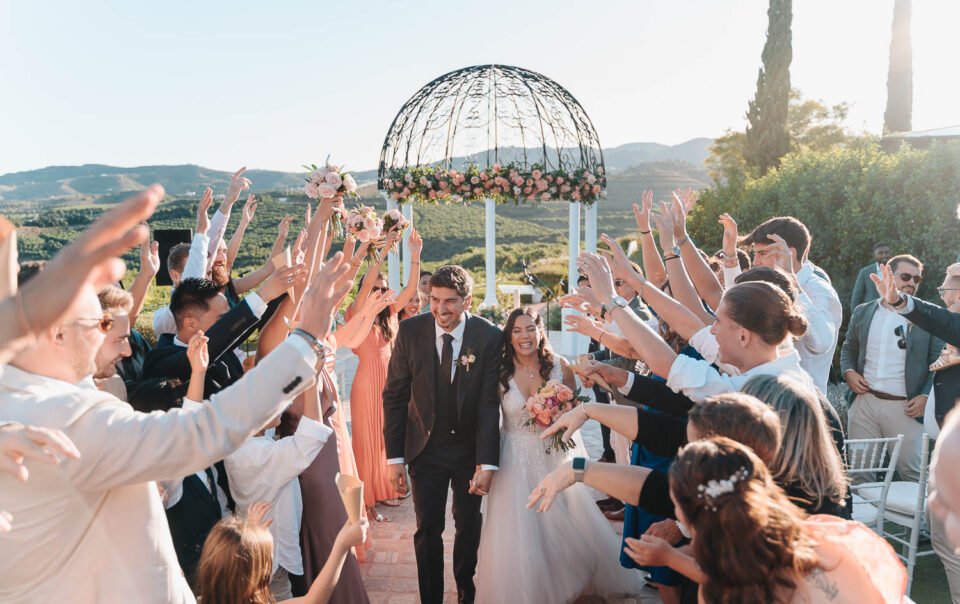 Fotógrafo de bodas naturales en Málaga capturando una destination wedding en Hotel Cortijo Bravo, Vélez