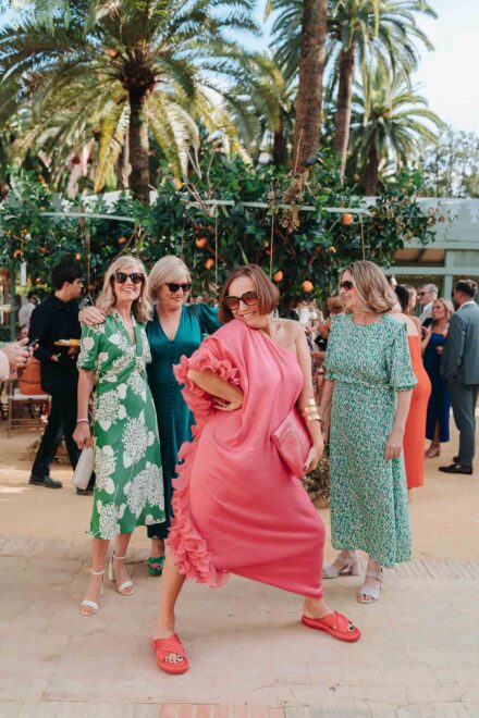 Fun candid moments during wedding cocktail in Seville